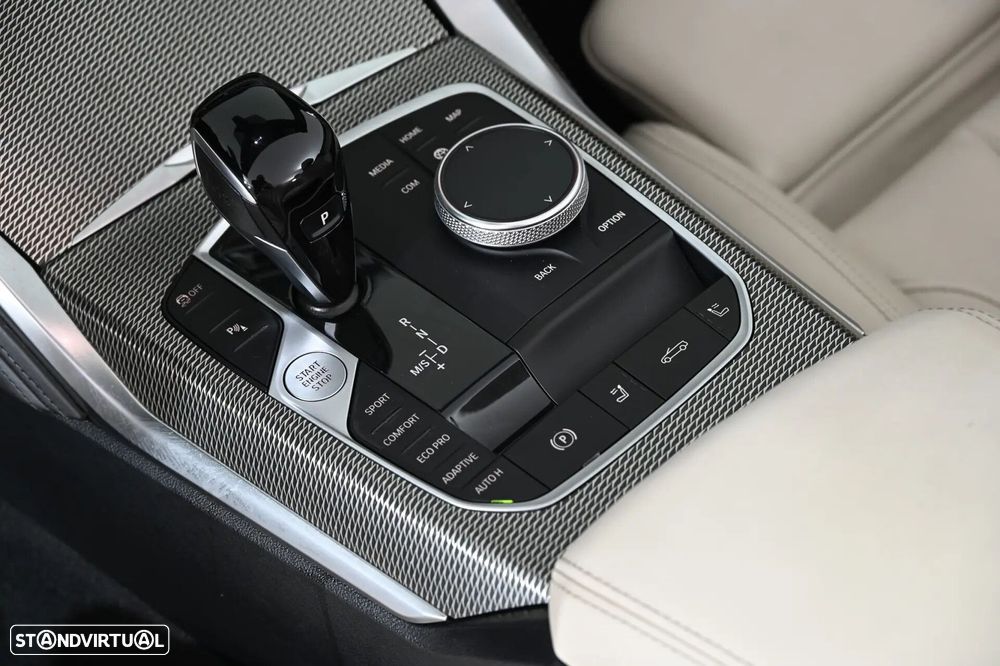 BMW 420 d Pack Desportivo M Auto - 27