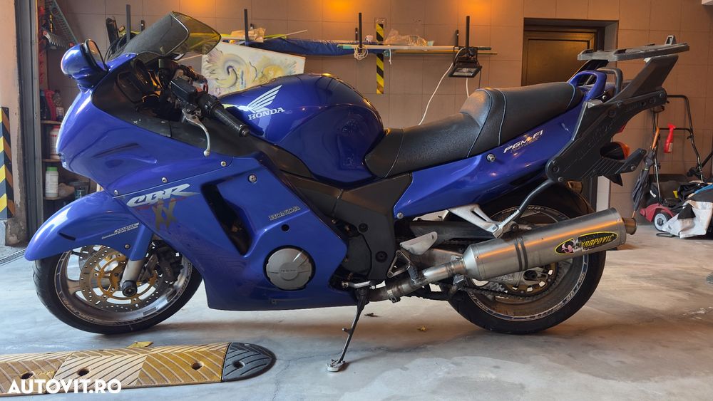 Honda CBR 1100XX Super Blackbird - 5