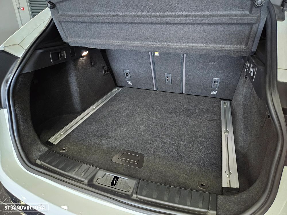 Jaguar F-Pace 2.0 i4D R-Sport - 26