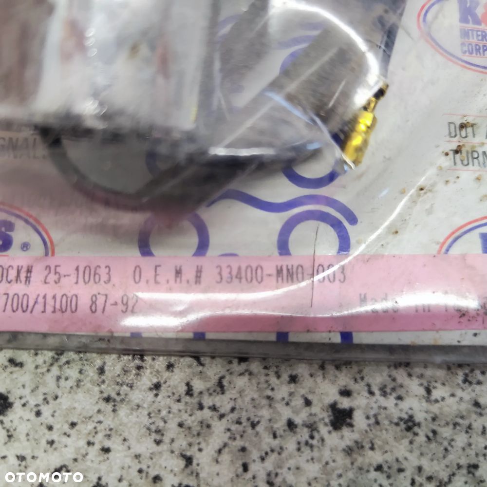 Kierunkowskaz prawy tył, lewy przód Honda VT 750 VT750 VT 1100 VT1100 Shadow 750 1100 - 2