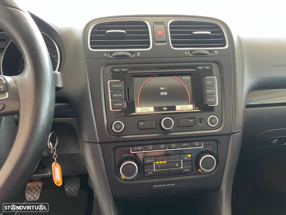 VW Golf 1.6 TDi Confortline - 19