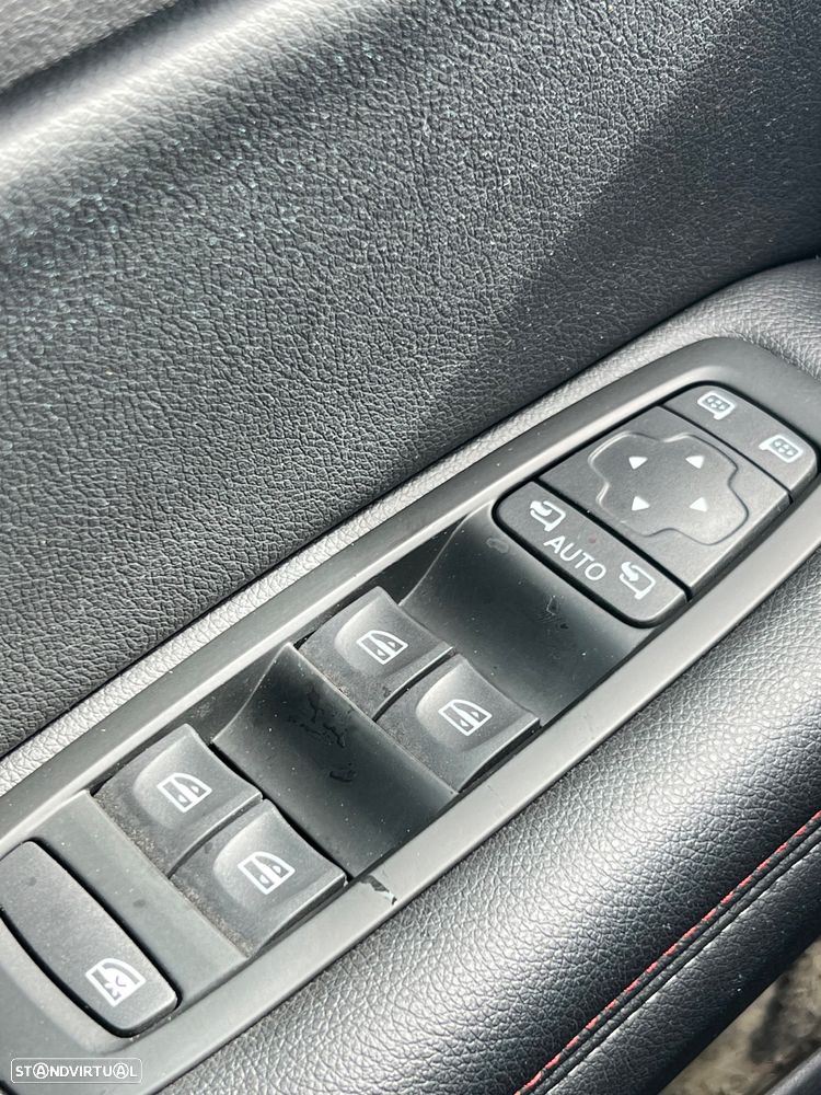 Renault Mégane Sport Tourer 1.6 E-Tech Plug-In Hybrid R.S. Line - 10