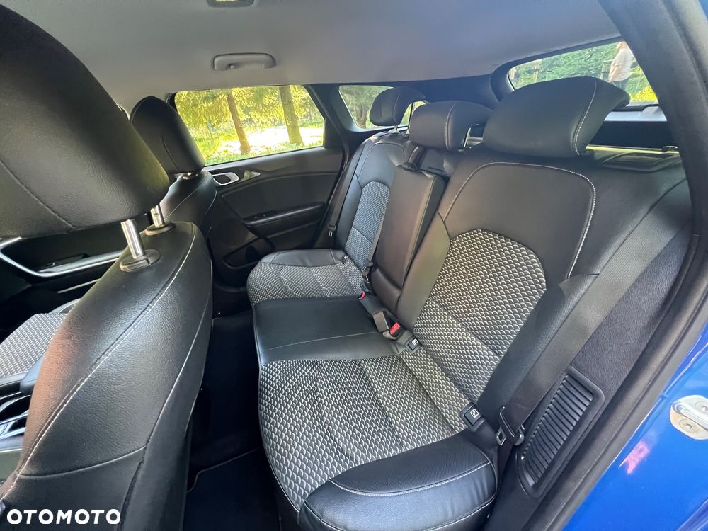Kia Ceed 1.6 GDI DCT OPF Platinum Edition - 20