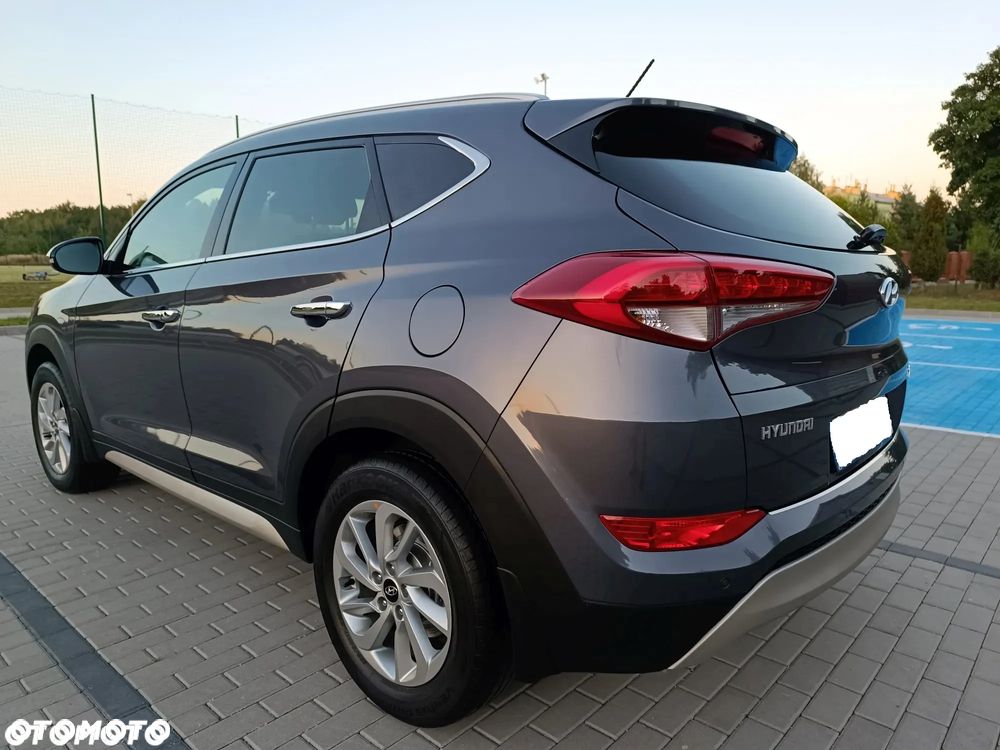 Hyundai Tucson 1.6 GDI BlueDrive Style 2WD - 19