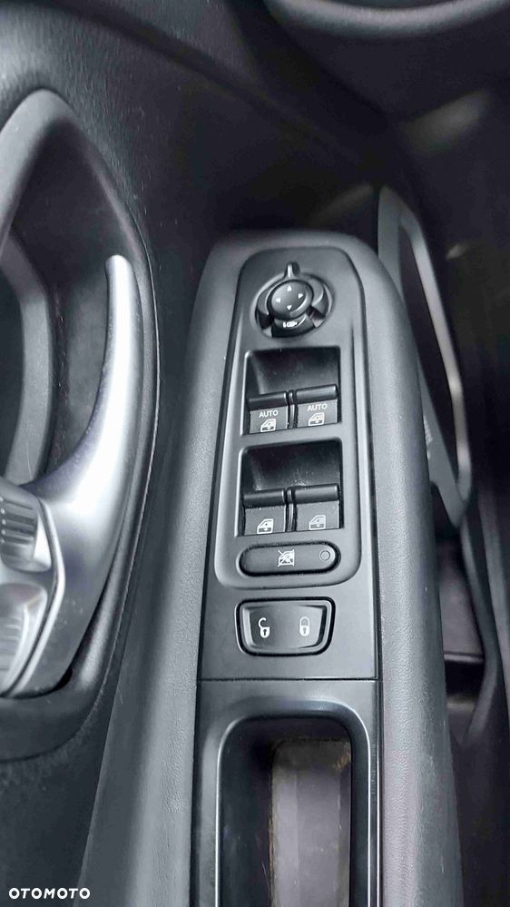 Jeep Renegade - 13