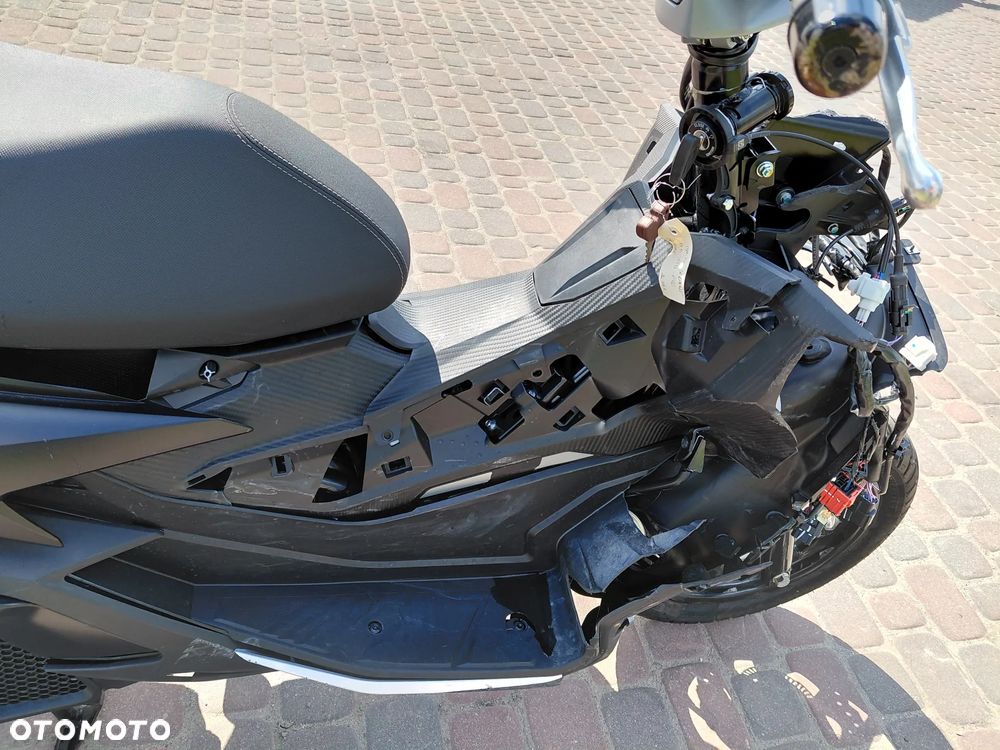 Aprilia SR - 11