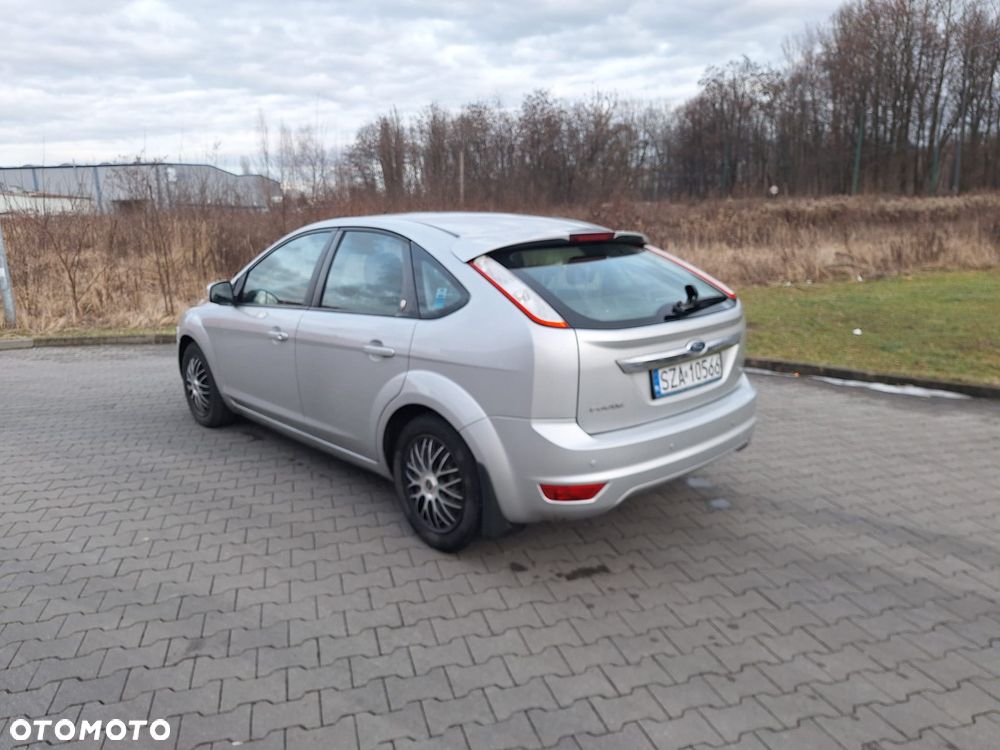 Ford Focus 1.6 Ti-VCT Ghia - 3