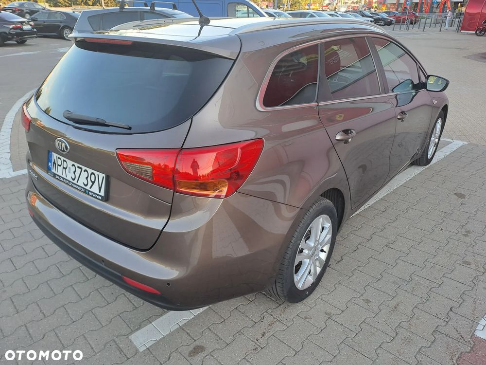 Kia Ceed 1.6 GDI XL - 6