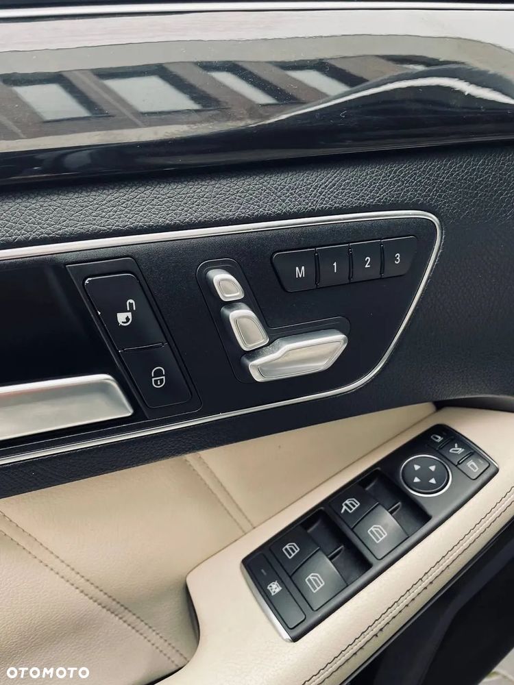 Mercedes-Benz Klasa E - 21