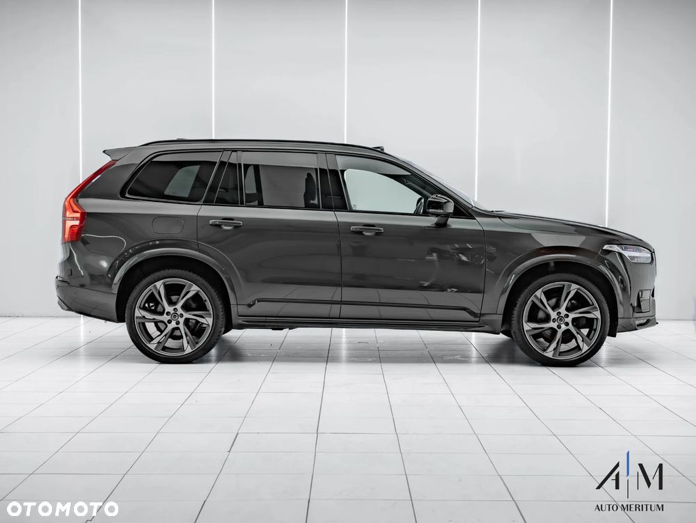 Volvo XC 90 B5 D AWD Ultimate Dark - 9