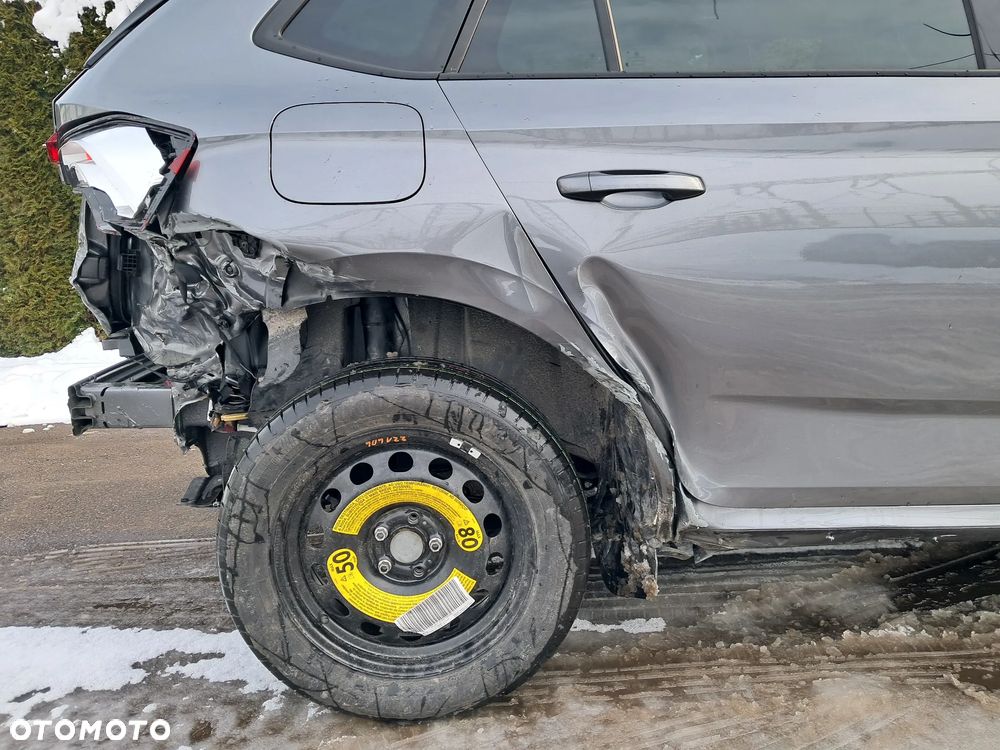 Skoda Kamiq 1.0 TSI Monte Carlo DSG - 13