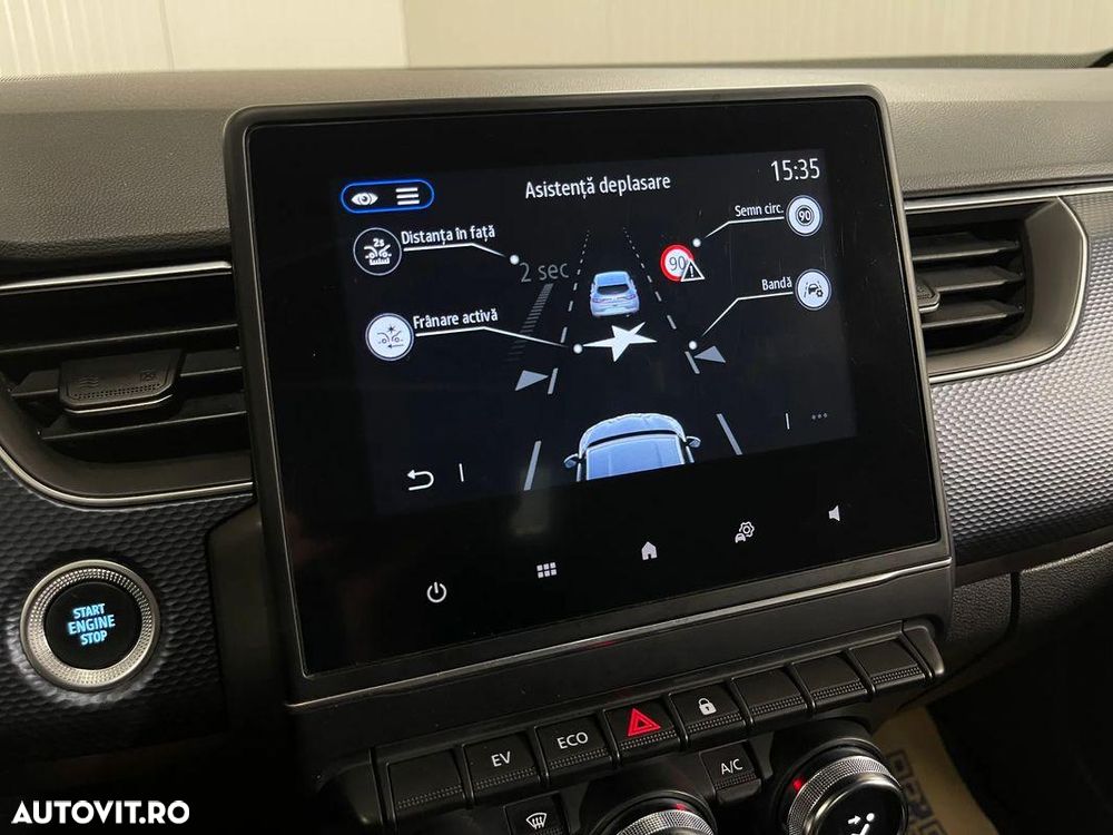 Renault Arkana E-TECH 145 Evolution - 17