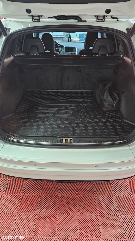 Volvo XC 60 D5 AWD Summum - 14