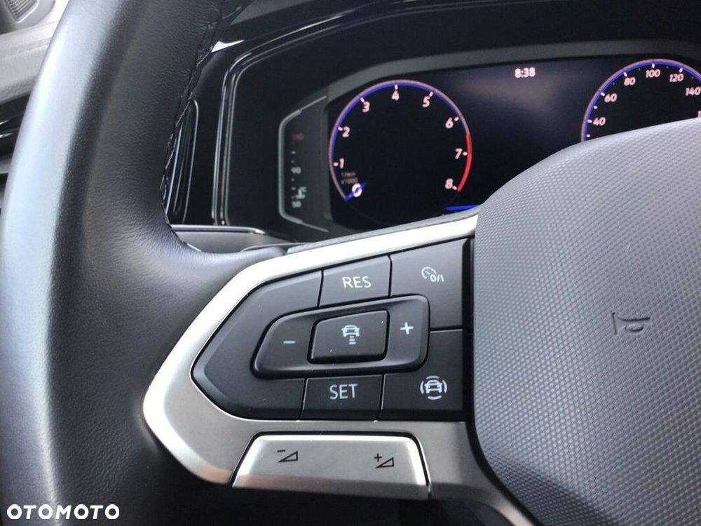 Volkswagen T-Roc 1.5 TSI R-Line DSG - 10