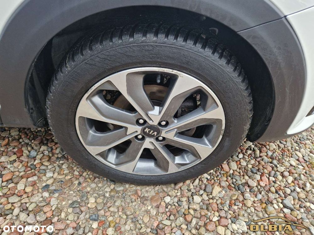 Kia Stonic - 33