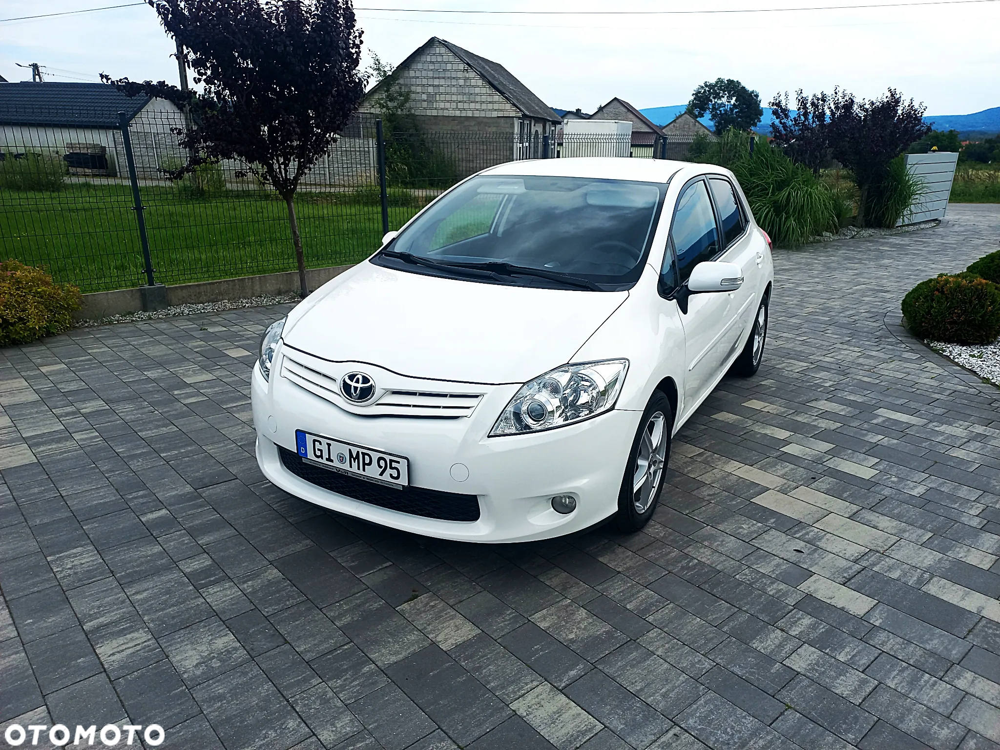 Toyota Auris 1.6 Sol - 16