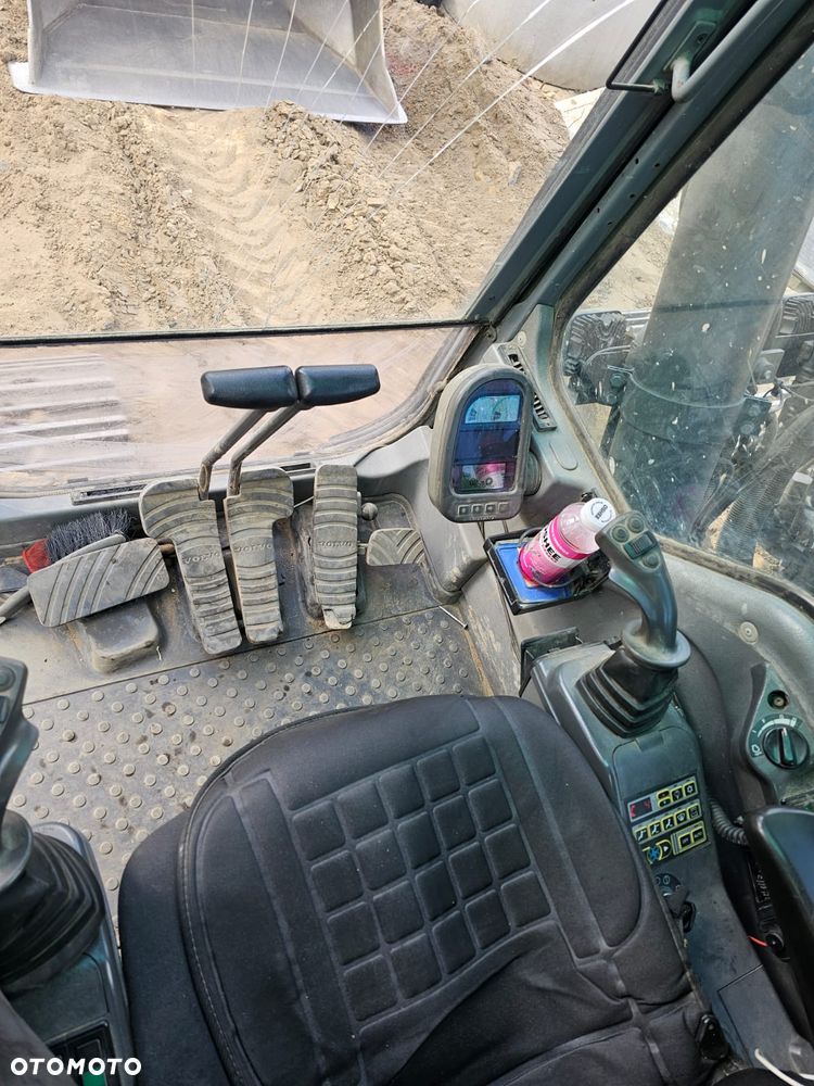 Volvo EC290BLC - 3