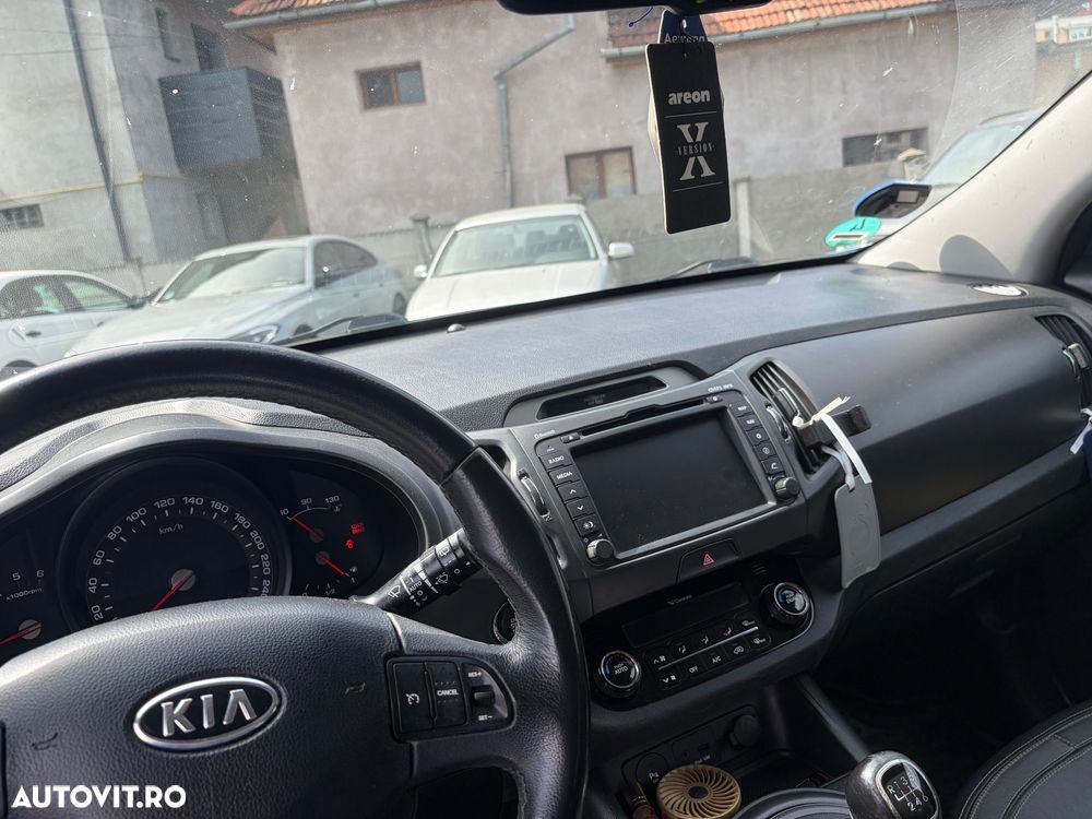 Kia Sportage 2.0 CRDI 184 4WD Fifa World Cup Edition - 12