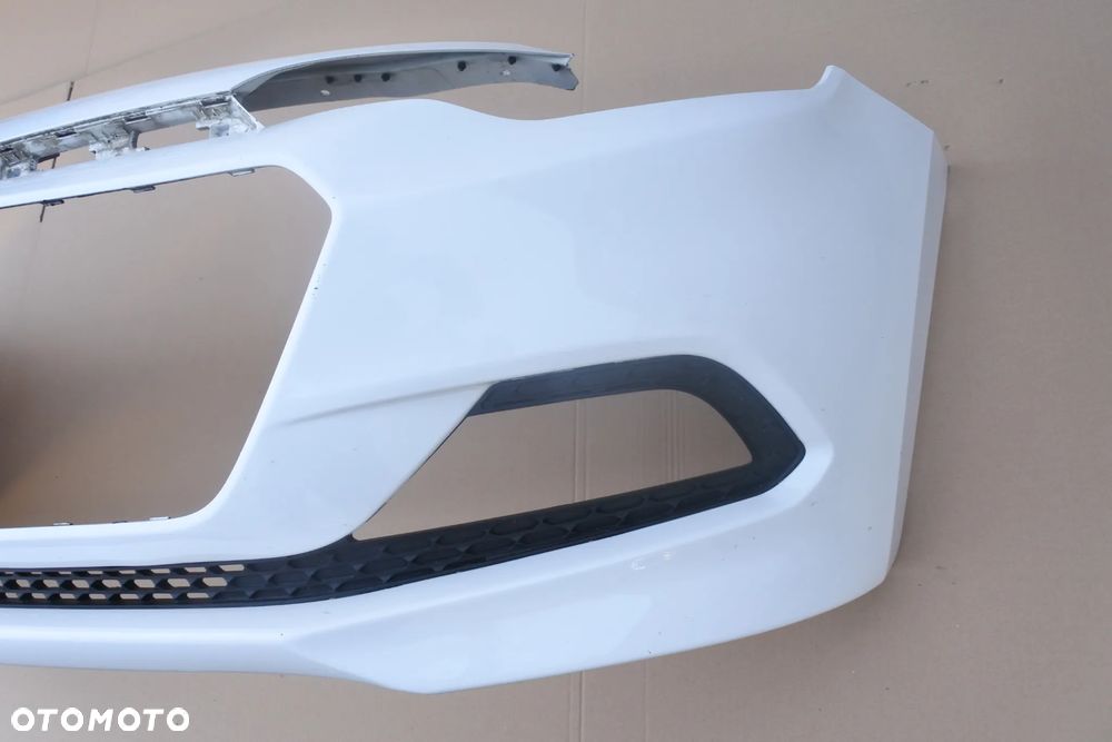 HYUNDAI I20 II zderzak - 3