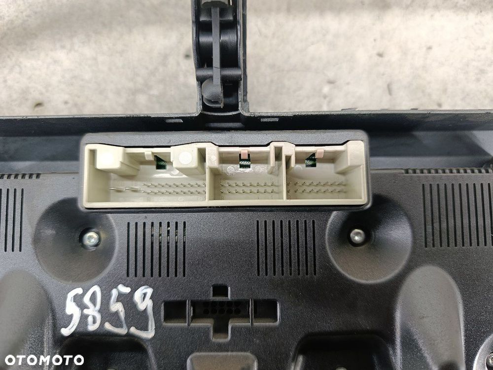 PANEL NAWIEWU SEAT LEON II - 6