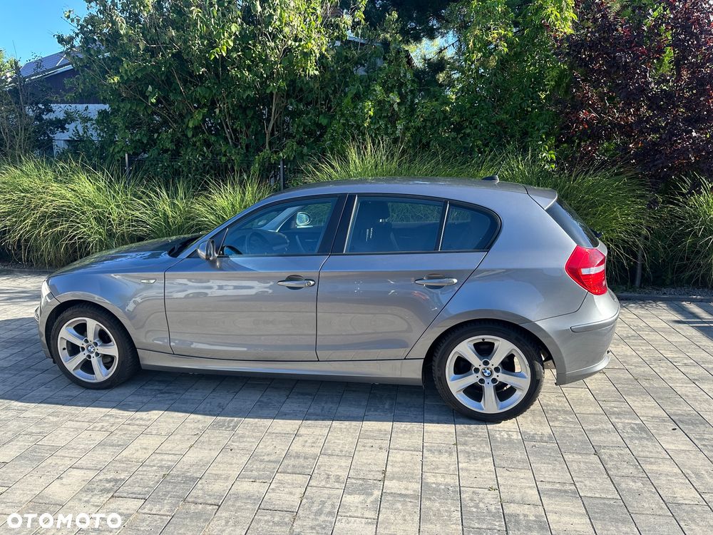 BMW Seria 1 2008 photo 3