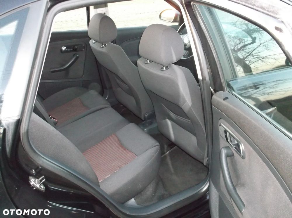 Seat Ibiza 1.4 16V Sport Edition - 9