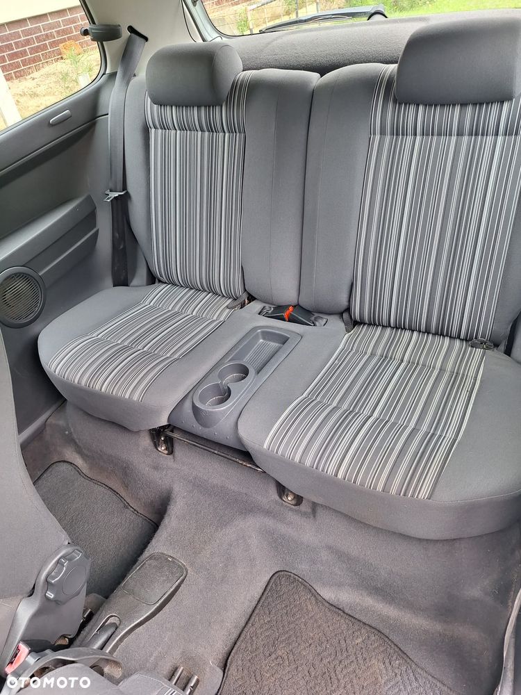 Volkswagen Fox 1.2 - 10