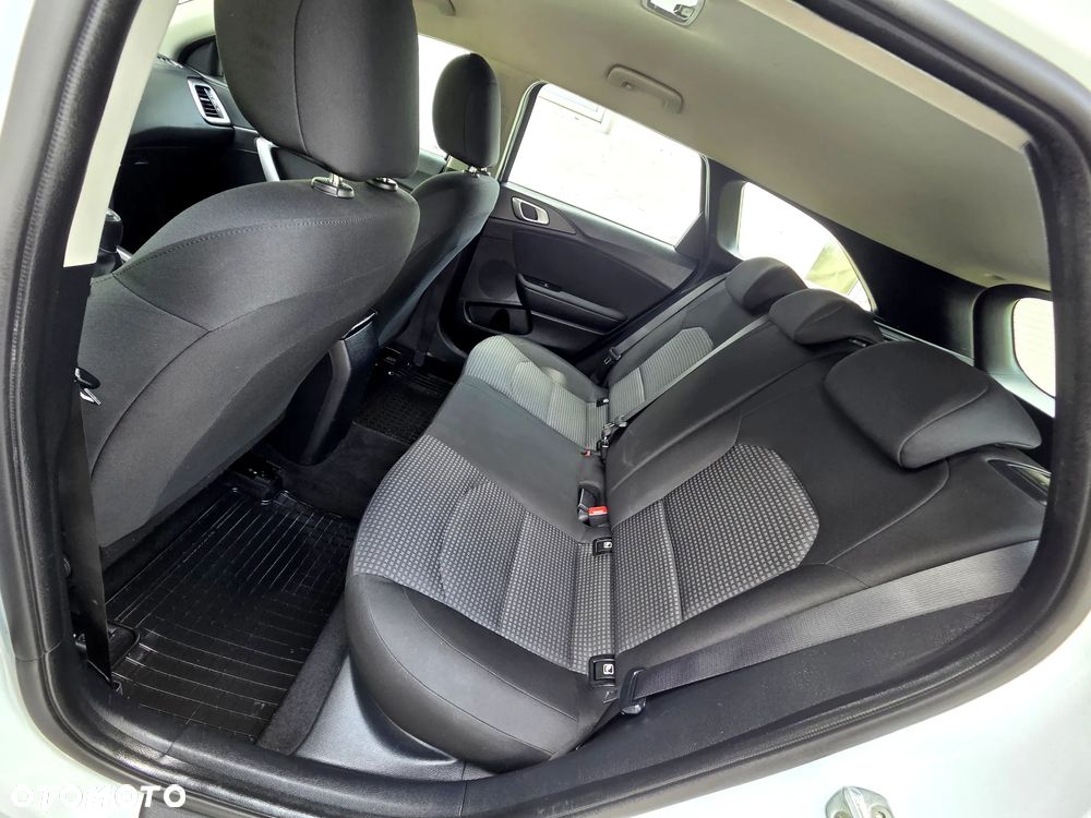 Kia Ceed 1.0 T-GDI M - 28
