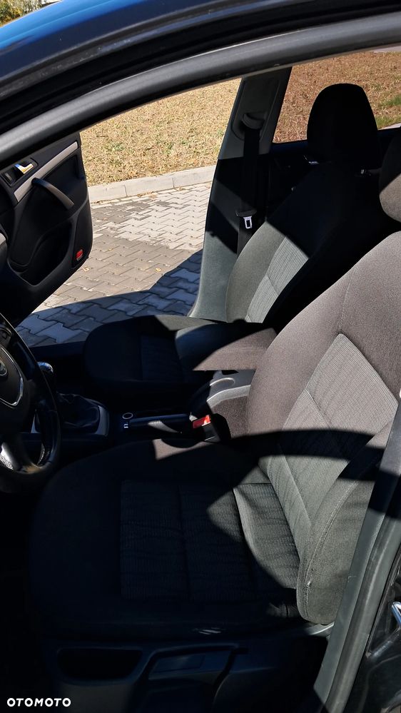 Skoda Octavia 2.0 TDI DPF Ambiente - 14