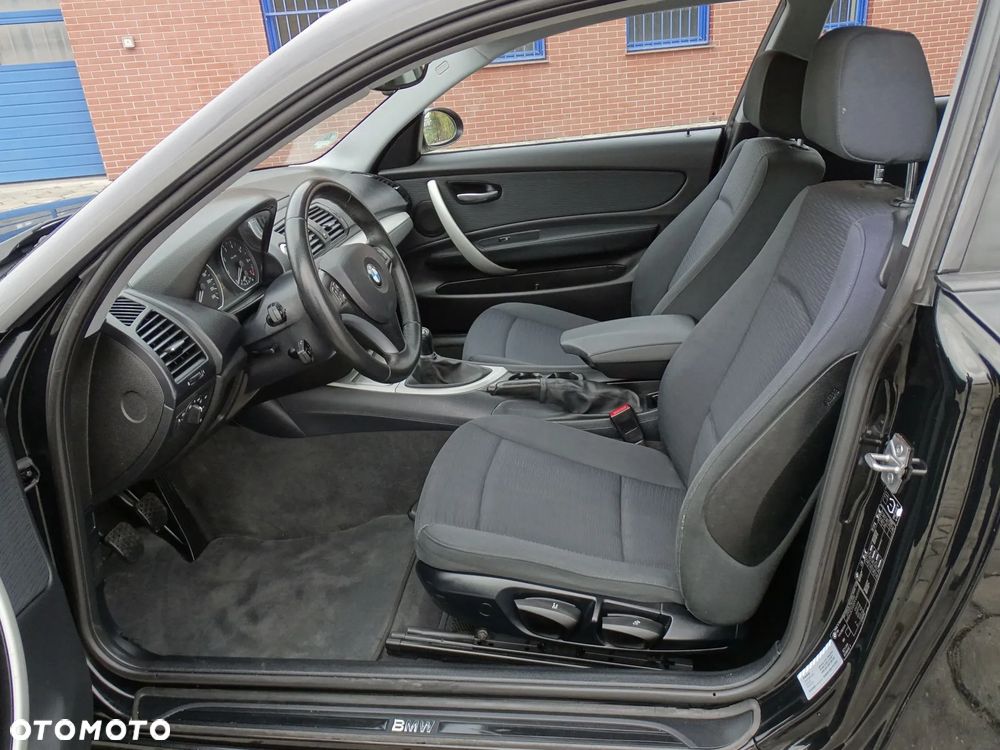 BMW Seria 1 - 23