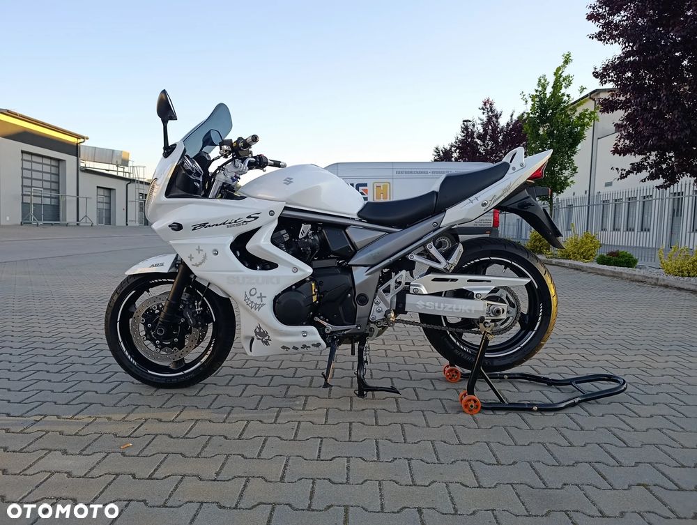 Suzuki Bandit - 8