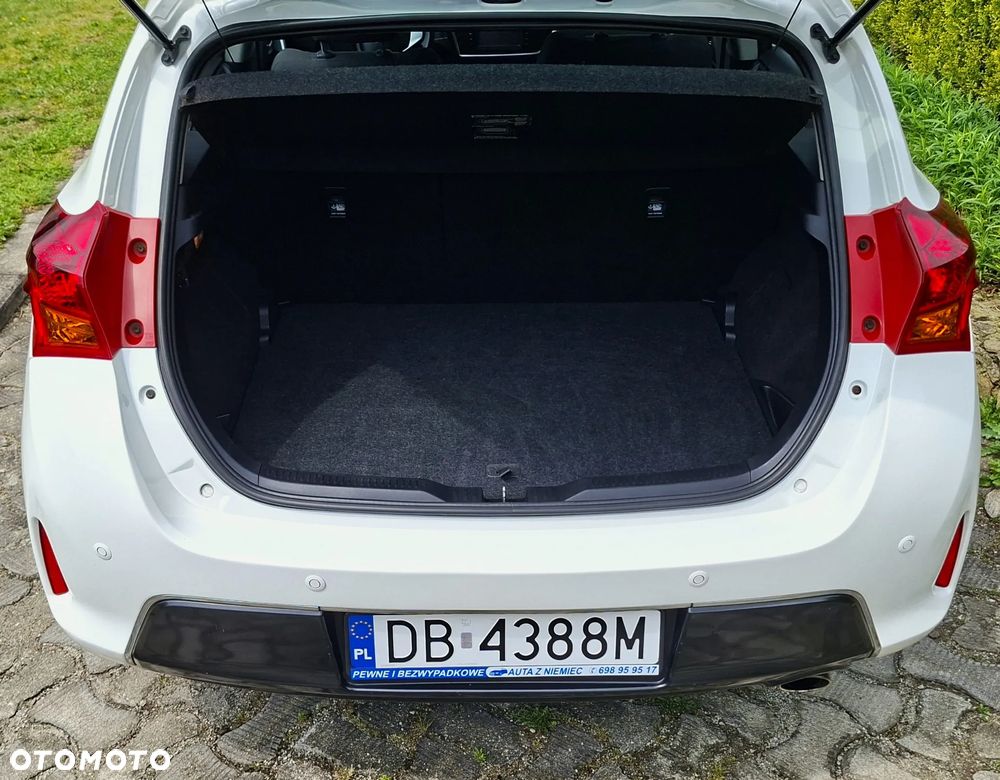 Toyota Auris 1.6 Valvematic START Edition - 12