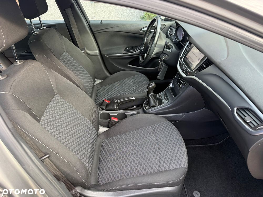 Opel Astra 1.4 Turbo Business - 12
