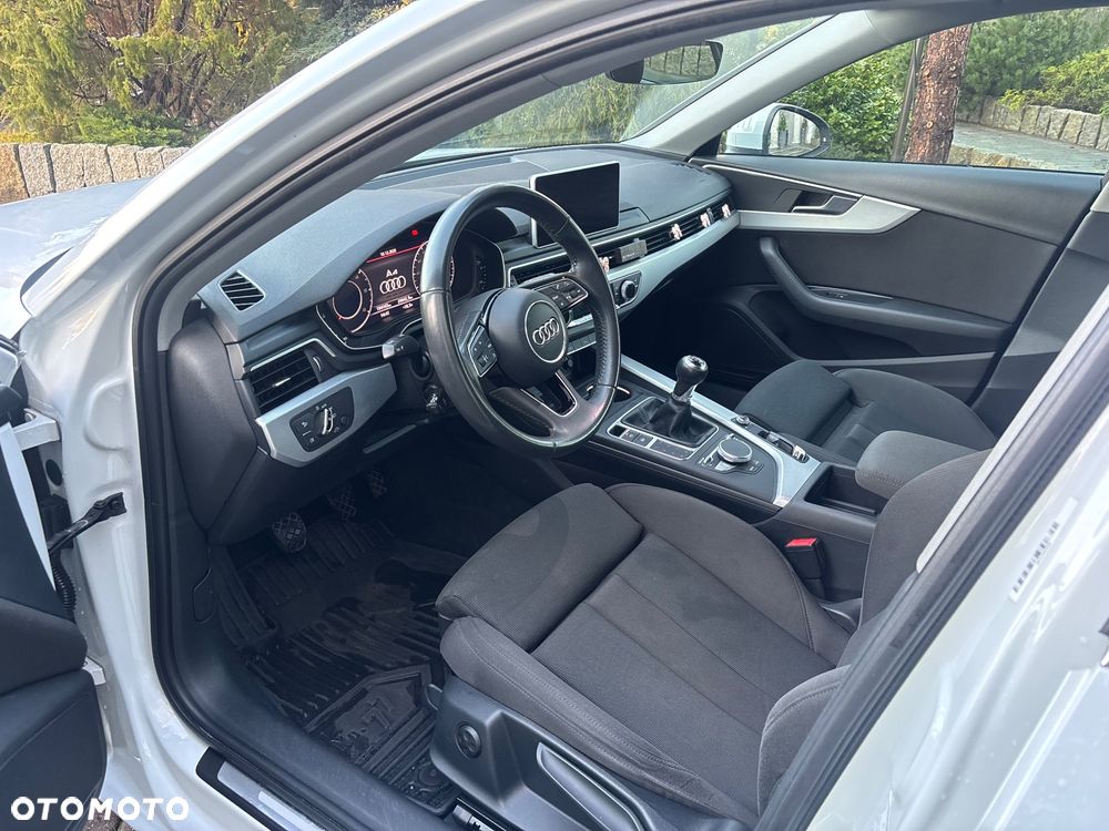 Audi A4 Avant 2.0 TDI - 16
