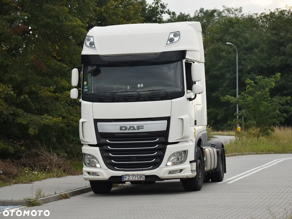 DAF XF - 10