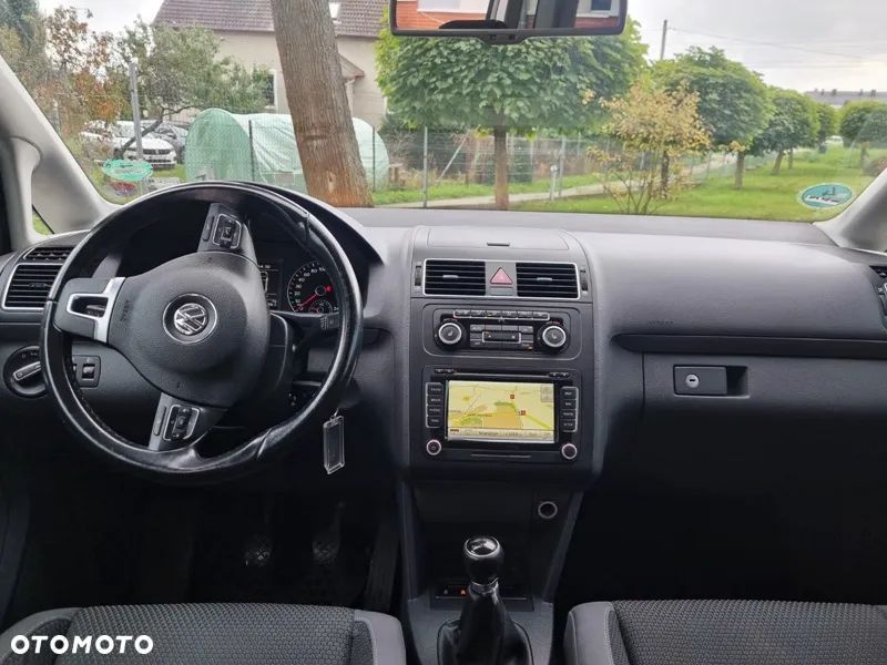 Volkswagen Touran 2.0 TDI Highline - 10