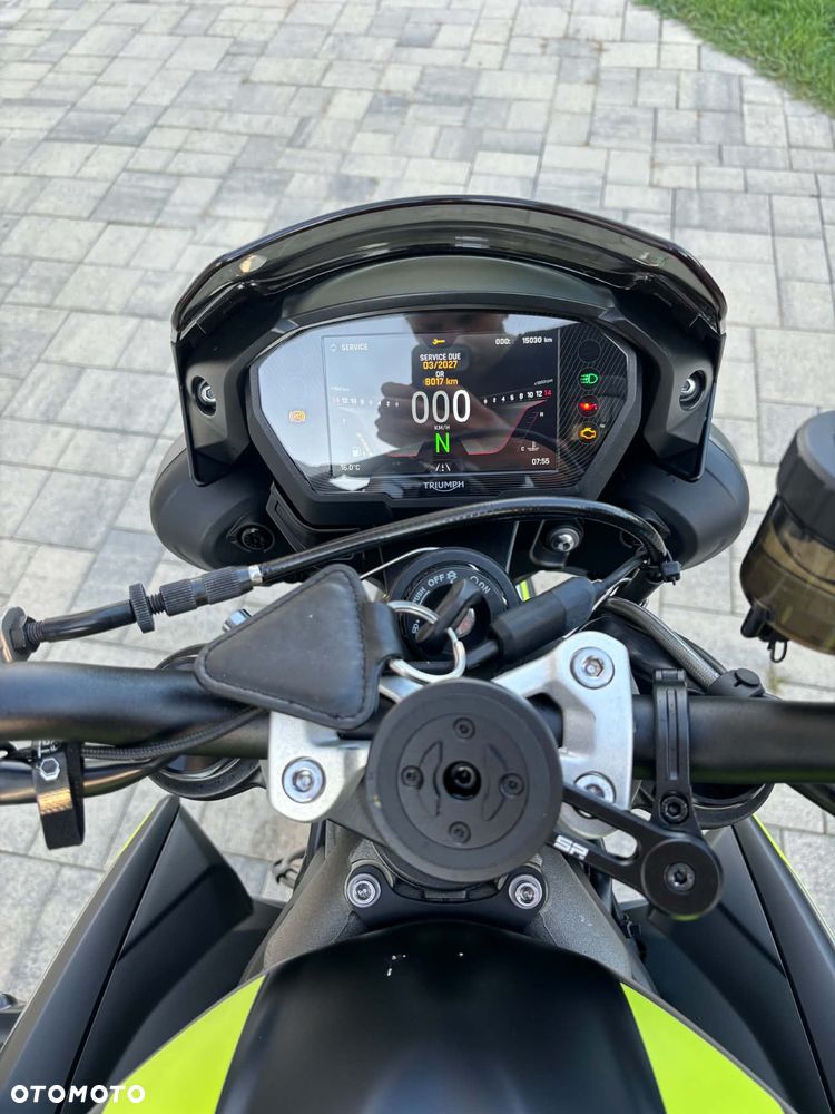 Triumph Street Triple - 4