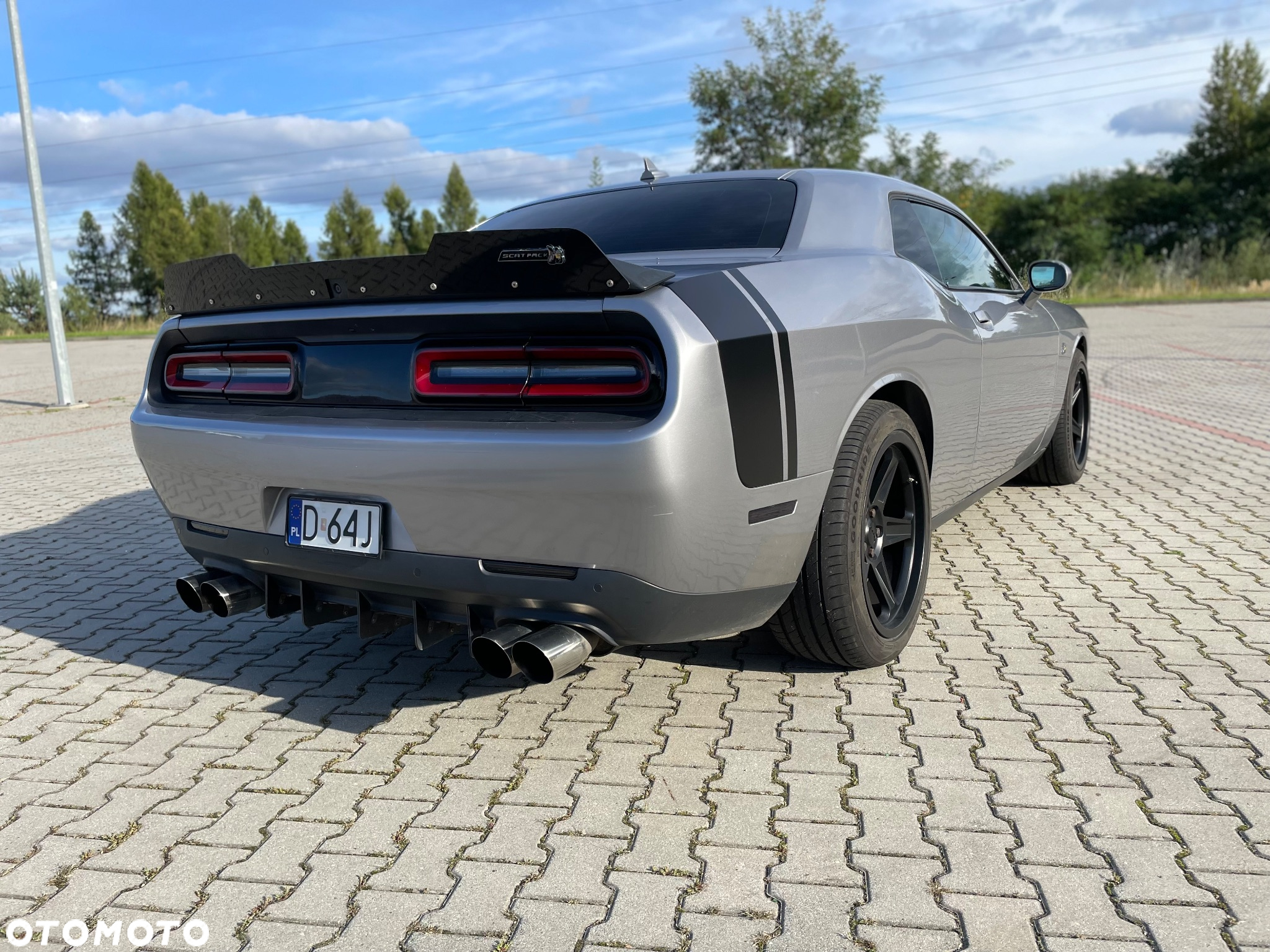 Dodge Challenger 6.4 Scat Pack - 5