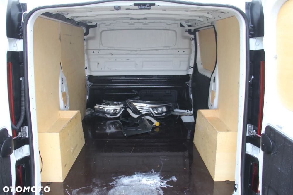 Renault TRAFIC - 11