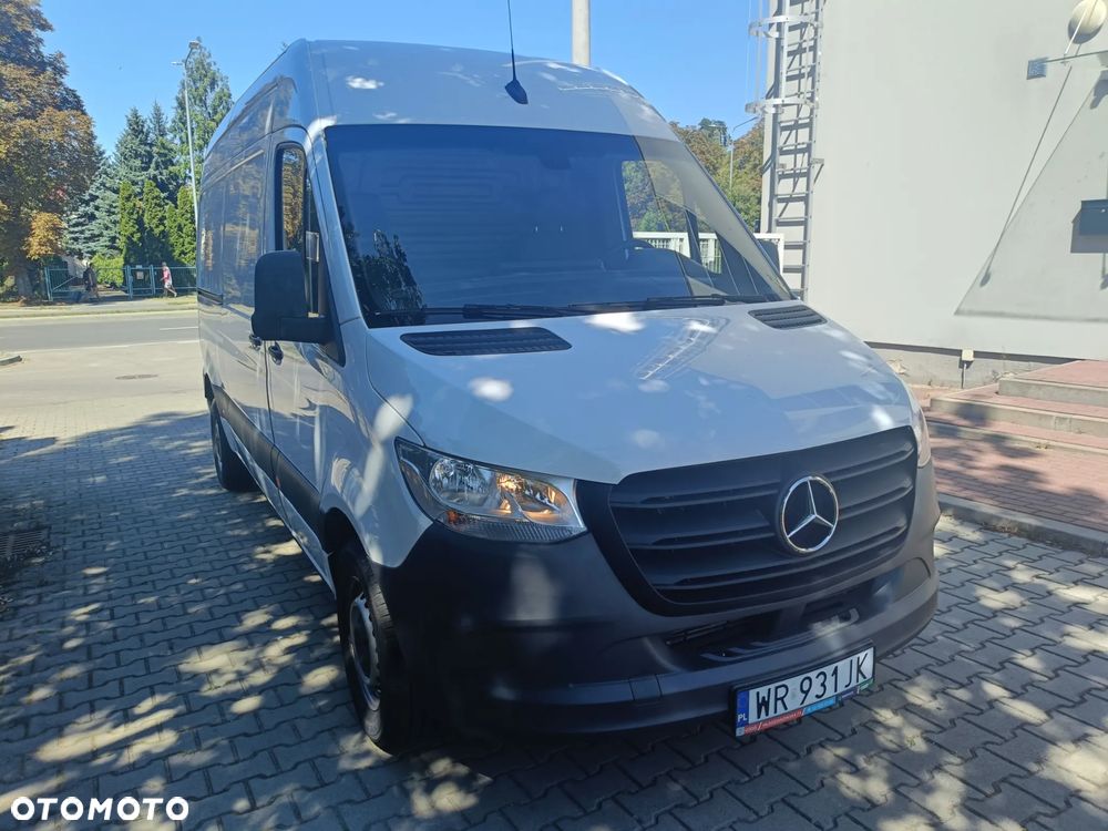 Mercedes-Benz SPRINTER - 2