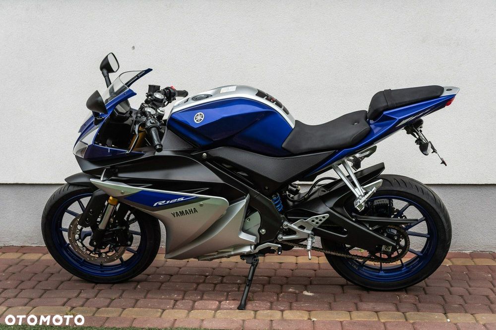 Yamaha YZF - 6