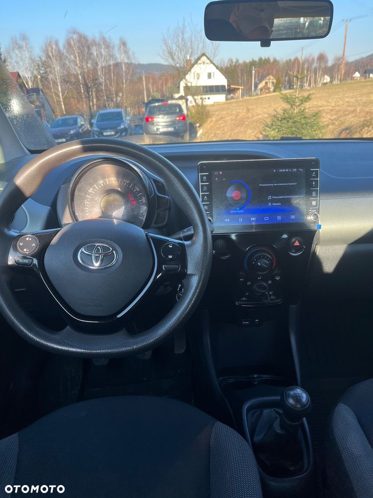 Toyota Aygo x - 6