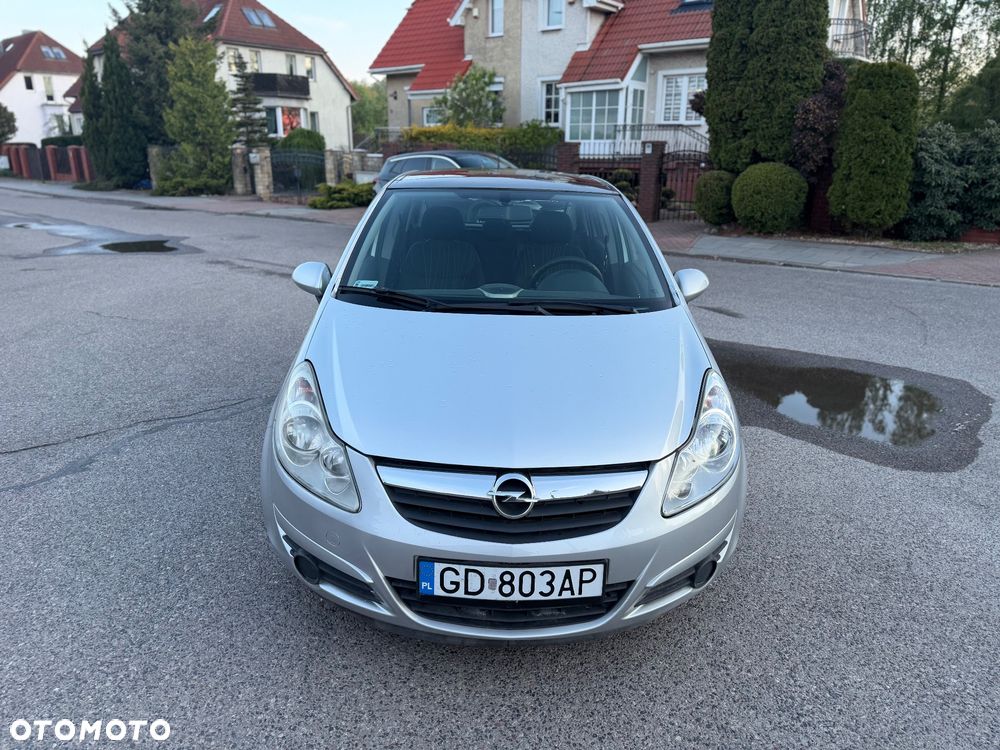 Opel Corsa 1.2 16V Cosmo - 3