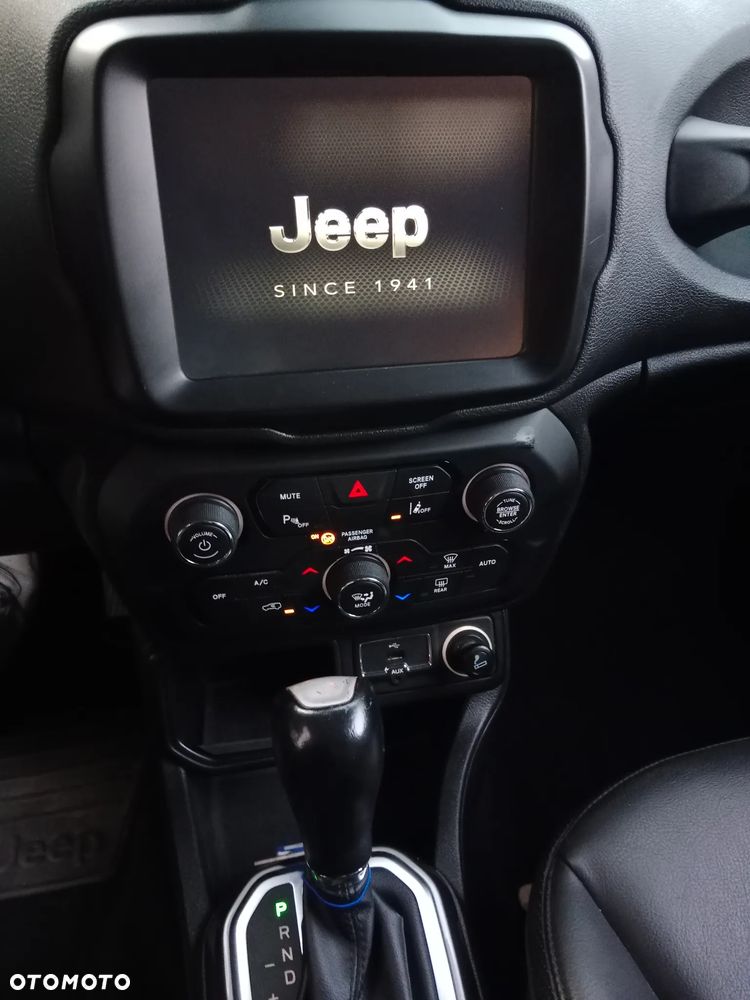 Jeep Renegade - 27