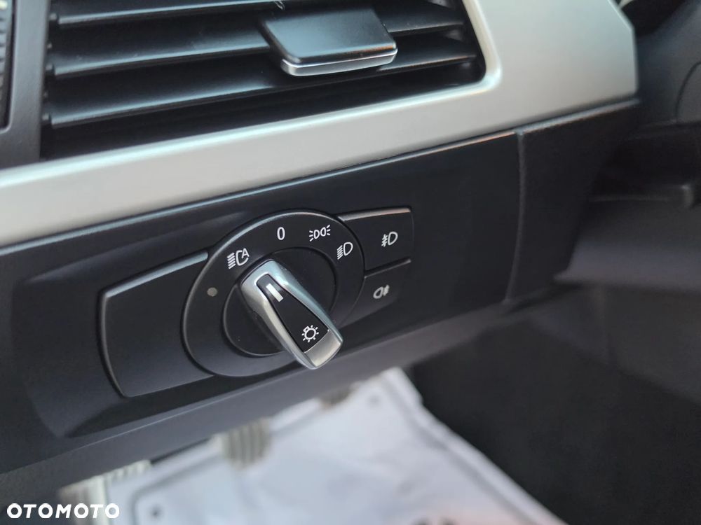 BMW Seria 3 - 26