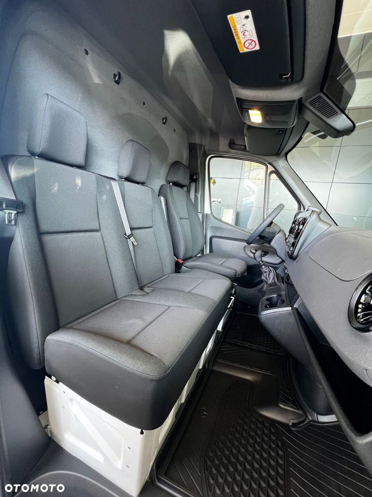 Mercedes-Benz Sprinter Sprinter - 11