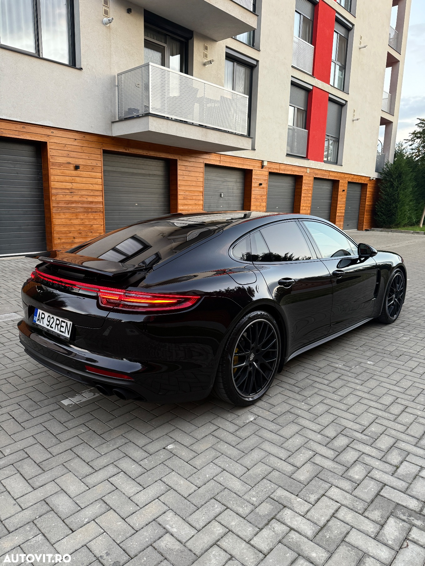Porsche Panamera 4S - 4