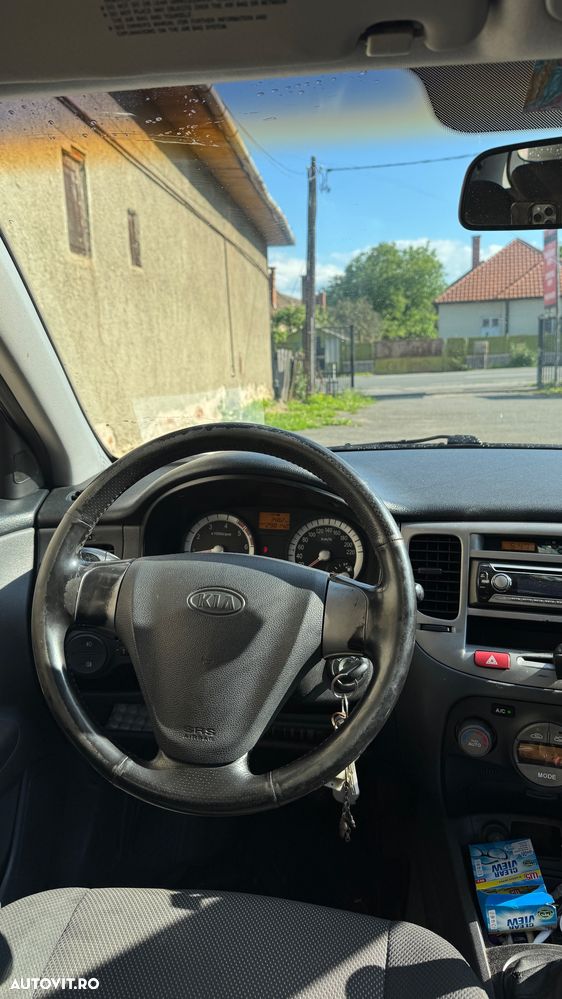 KIA Rio 2006 — imagine 8