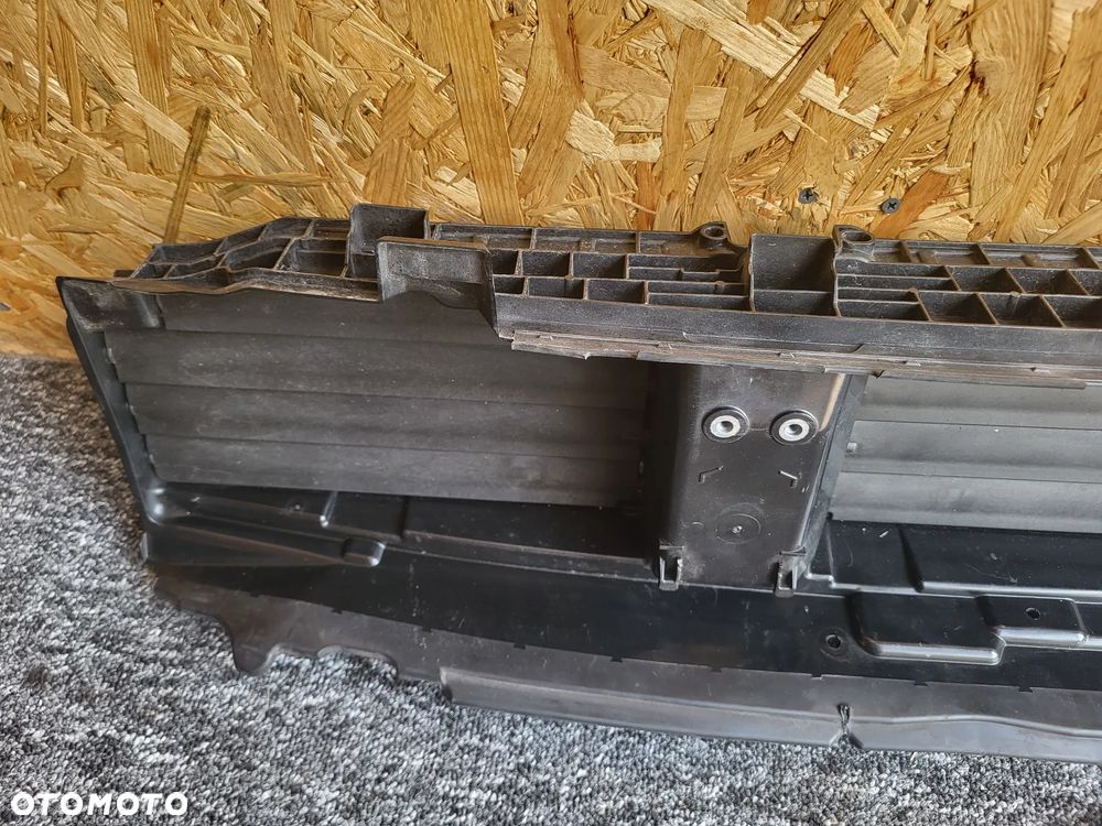 Bmw 4 g26 i4 g26 żaluzja dolna 5A1E918 - 3