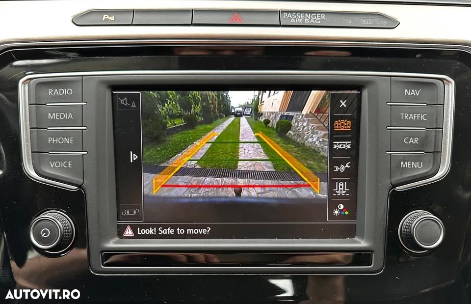 VOLKSWAGEN Passat 2015 — imagine 17
